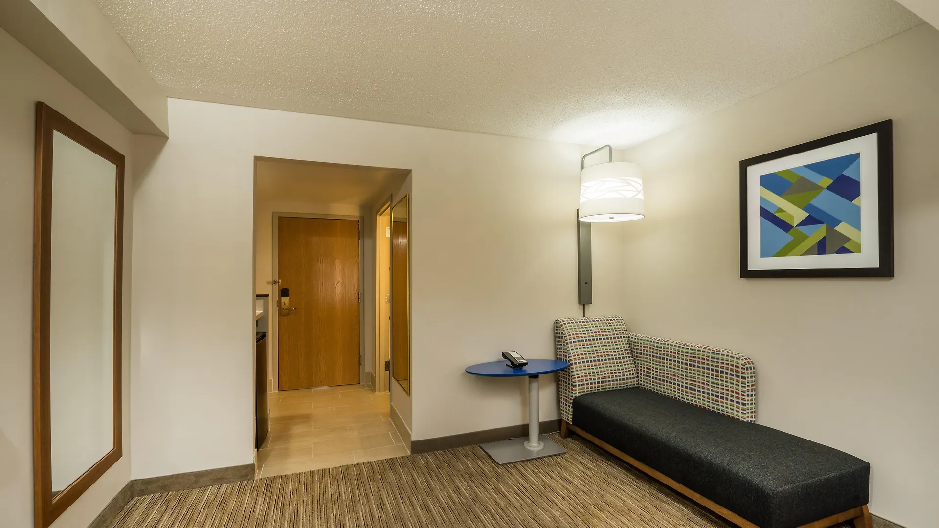 **  Holiday Inn Express Hotel & Suites Louisville East By Ihg United States